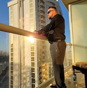 Meet your Posher, Joe